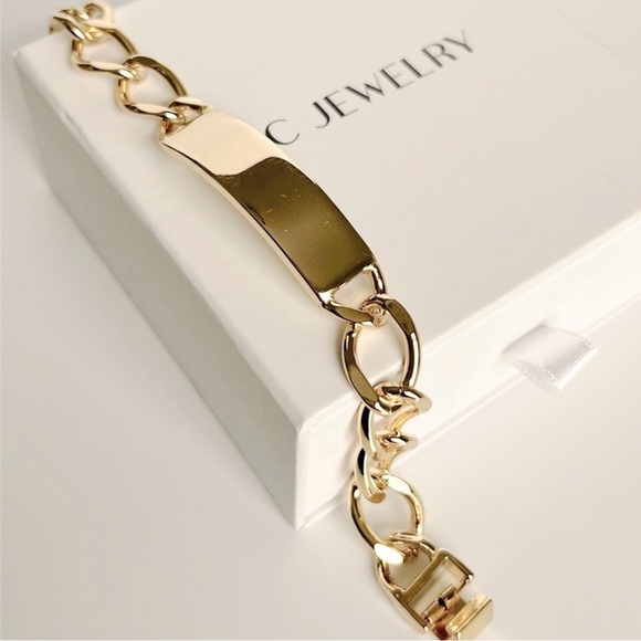 Last One 🔥 ID Bracelet | 14K Gold Plated Chunky Chain Bracelet - Picture 2 of 10